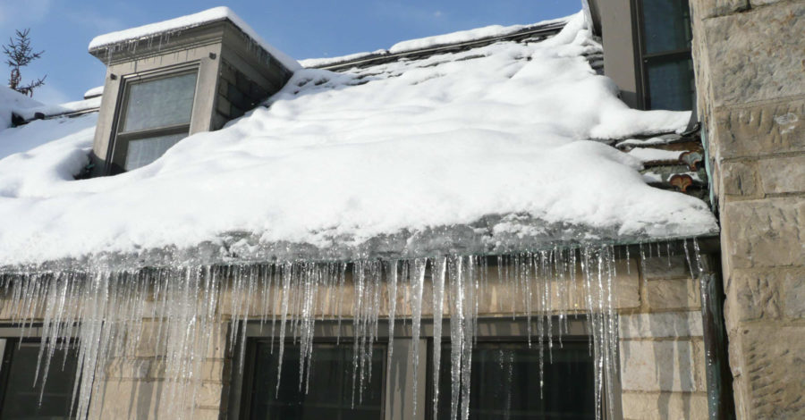 Avoid ice dams on your roof in Toronto